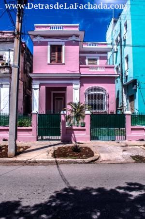 Calle 15 No. 1004 e/ 10 y 12