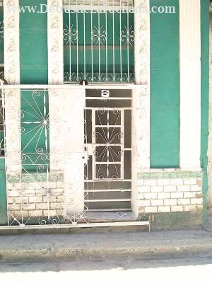 Merced nº 262 bajos, Entre Compostela y Picota,