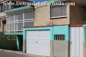 Calle 156 # 104 e/e 1ra y 1ra A