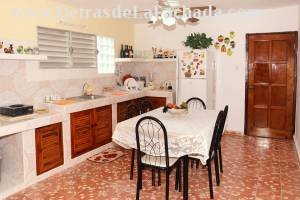 Kitchen hostel Ciro and lourdes