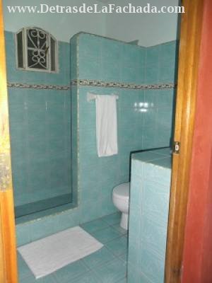 Calle 131 #21608,entre 216 y 218