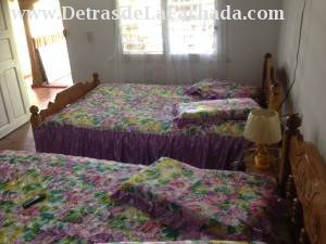 Calle 4ta, # 33, e/ 7ma y novena La Colchoneria