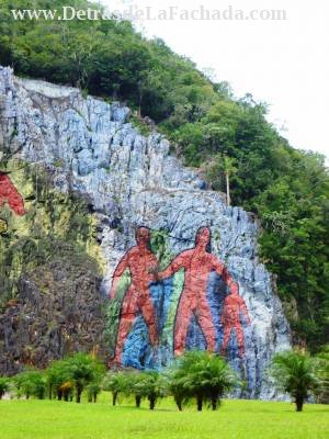 Calle Orlando Nodarse # 1-2 entre Pasaje B y calle Adela Azcuy