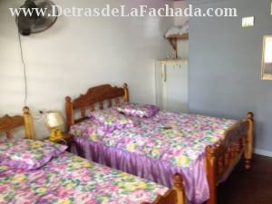 Calle 4ta, # 33, e/ 7ma y novena La Colchoneria