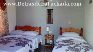 Calle 4ta, # 33, e/ 7ma y novena La Colchoneria