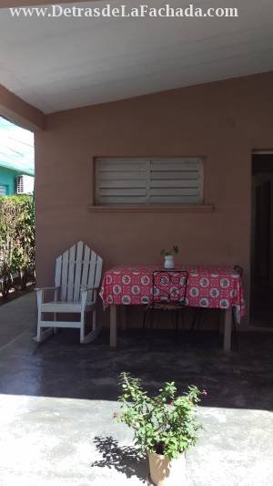 Calle 3ra #14 entre 2da y 4ta barrio la colchoneria ,viñales pinar del río ,cuba ,cp 22400