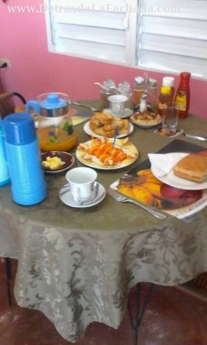 Calle Salvador Cisneros Este, Pasaje A-1 # 7 e/ calle B-1 y arroyo del Duelo