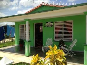 Calle 4ta, # 33, e/ 7ma y novena La Colchoneria