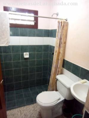 Carretera del Jibaro/ frente a Frutas Selectas