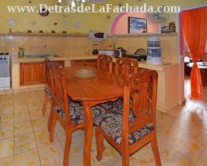 Calle Manuel Puerto #10 entre Pedro Zerquera (Aguacate) y Anastacio Cárdenas (Reforma)