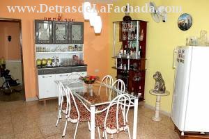 Calle Desengaño # 125 entre callejón del Aguacate y Reforma.