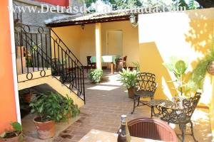 Calle América # 119 entre callejón de San Diego y calle Pepito Tey.