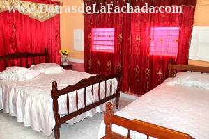 Calle Cruz Verde # 84-A (altos) entre calle Desengaño y callejón de las Angarillas.