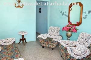 Calle Guaurabo # 80 entre calle Cruz Verde y callejón del Aguacate.