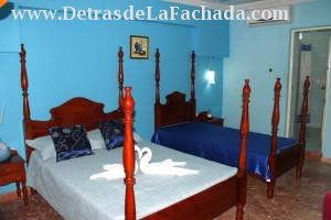 Aguacate # 108 e/c Santo Domingo y Angustia