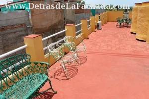 Calle Media Luna # 17 entre Santa Ana y calle Dolores.