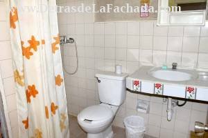 Calle Frank País # 504 entre calle Boca y Angarilla.