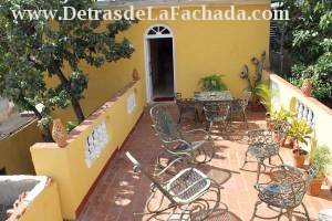 Pedro Zerquera 173 e/c Lino Pérez y Camilo Cienfuegos