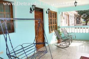 Callejón del Olvido # 11 entre calle Esmeralda y calle Reforma.