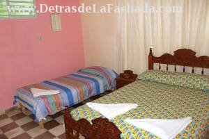 Independencia 92-B (altos) entre San José y San Antonio.