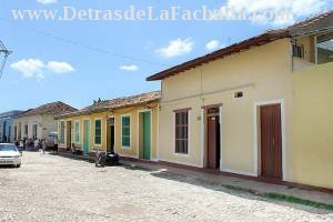 Calle Real del Jigüe # 91-A entre calle Guaurabo y calle San José.