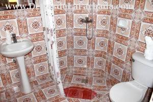 Calle Media Luna # 17 entre Santa Ana y calle Dolores.