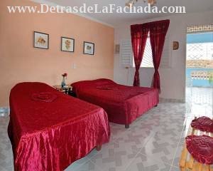 Calle Manuel Puerto #10 entre Pedro Zerquera (Aguacate) y Anastacio Cárdenas (Reforma)