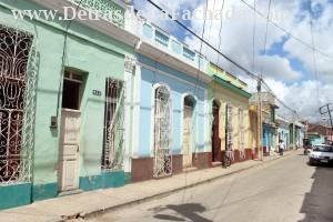 Jesús María #413 e/c Fidel Claro y Santiago Escobar.