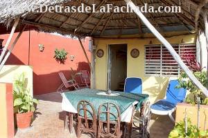 Calle A # 39-B entre calle 1 y Jesús María. Reparto Armando Mestre.