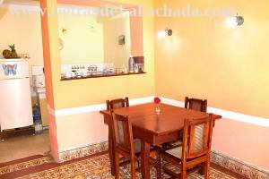 Calle Santo Domingo 182 A entre calle Jesús María y calle Borrell.