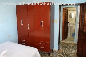 Calle Real # 34-B entre San José y Campo. Playa La Boca.