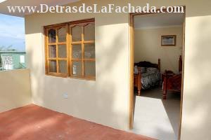 Calle Buen Retiro # 283 entre calle América y Constancia.  Trinidad. Sancti Spiritus. Cuba.