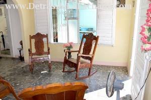 Calle Colón # 6 entre calle Esmeralda y calle Reforma.