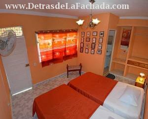 Calle Manuel Puerto #10 entre Pedro Zerquera (Aguacate) y Anastacio Cárdenas (Reforma)