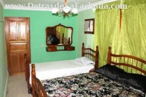 Calle Cantería # 64 entre Enrique Villegas y Paz