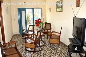 Calle Nueva # 171 entre calle Real del Jigüe y Campo.