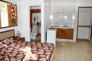 Calle Mercedes # 8 entre calle Esmeralda  y calle Línea.