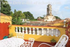 Calle Santa Ana # 462 entre San Procopio y calle Luz.