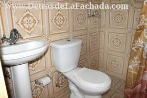 Santiago Escobar # 8 e/c Anastacio Cárdenas y Anselmo Rodríguez