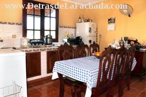 Calle A # 39-B entre calle 1 y Jesús María. Reparto Armando Mestre.