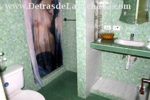 Aguacate # 108 e/c Santo Domingo y Angustia