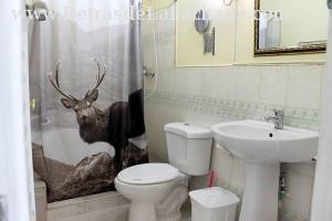 Baño compartido entre habitaciones