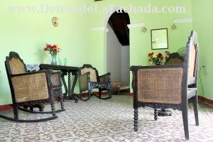 Calle San Procopio # 552 entre calle Lirio y calle Santa Ana.