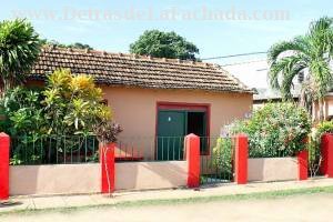 Calle B # 10-A entre Línea y Primera. Reparto La Purísima.