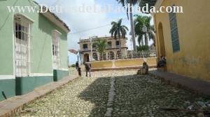 Calle Agustín Bernal 125A % Carlos Rivero y José Mendoza Trinidad Santi spiritus