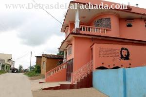 Calle Buen Retiro # 75 e/c calle Luz y San Procopio.