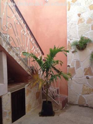 Calle Agustín Bernal 125A % Carlos Rivero y José Mendoza Trinidad Santi spiritus