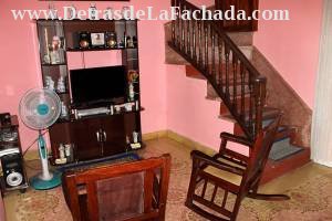 Escaleras a las habitaciones