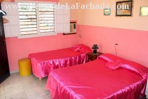 Anselmo Rodríguez 293 A, entre Simón Bolívar y Francisco J. Zerquera.