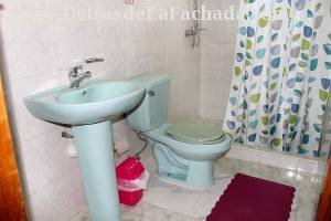 Independencia 92-B (altos) entre San José y San Antonio.